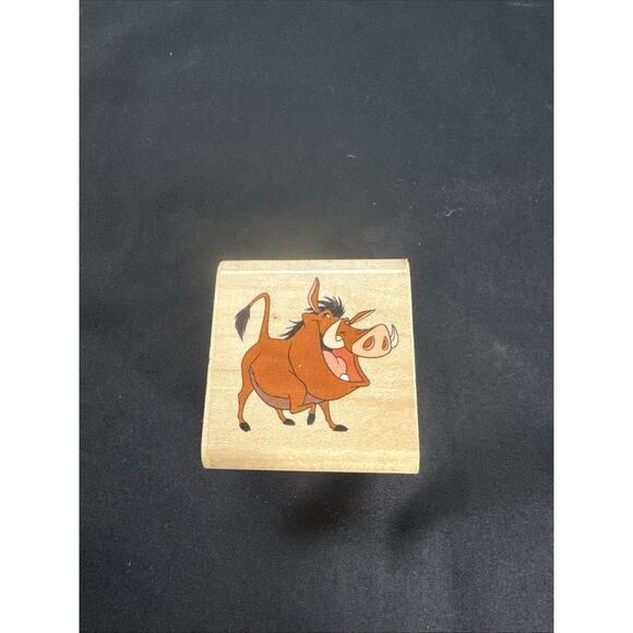 RUBBER STAMPEDE STAMP LION KING PUMBAA A468-C - Picture 1 of 2
